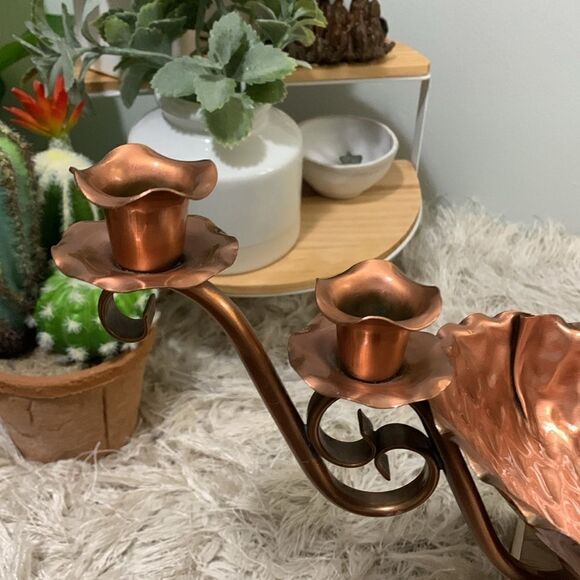 Vintage Gregorian USA Hammered Copper Centerpiece Bowl With 4 Candle Holders - Picture 4 of 16